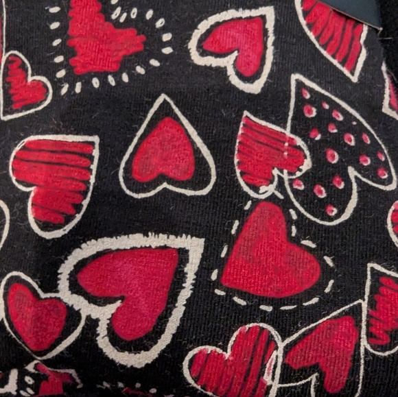 Torrid Full Length Premium Signa ture Leggings Black With Red Hearts 3x& 4x NWT - Picture 10 of 10